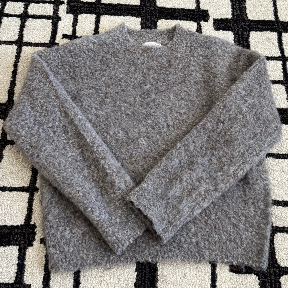 Universal Thread Fuzzy Wool Blend Sweater